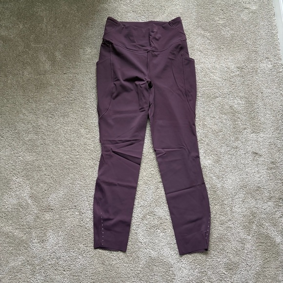 lululemon athletica Fast and Free High-Rise
Tight Leggings 25" with Pockets - Picture 7 of 12